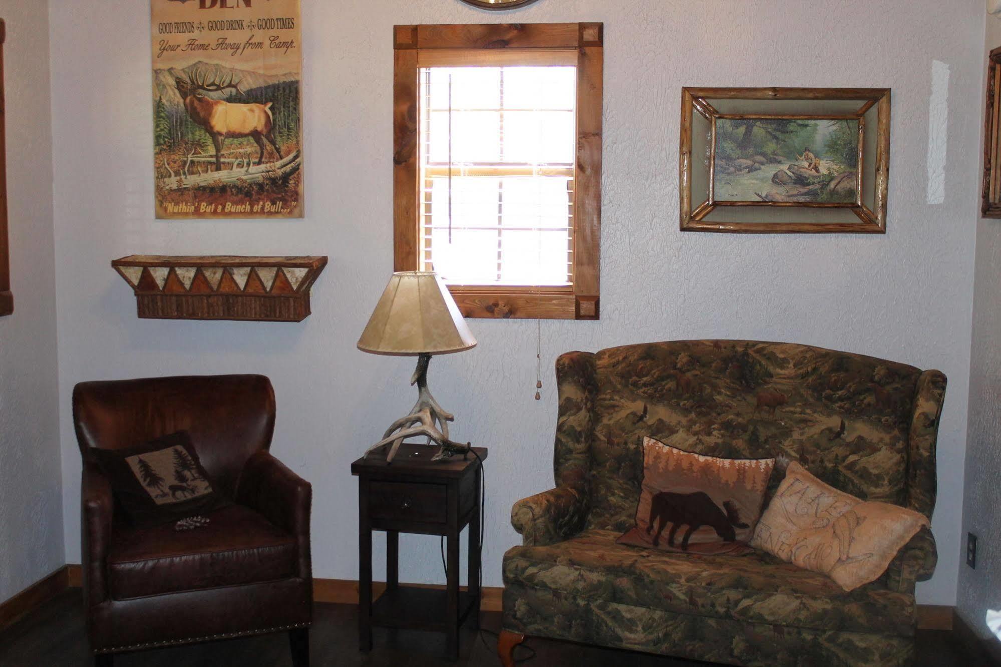 Reeds Spring Bear Creek Lodge Cabin Resort מראה חיצוני תמונה
